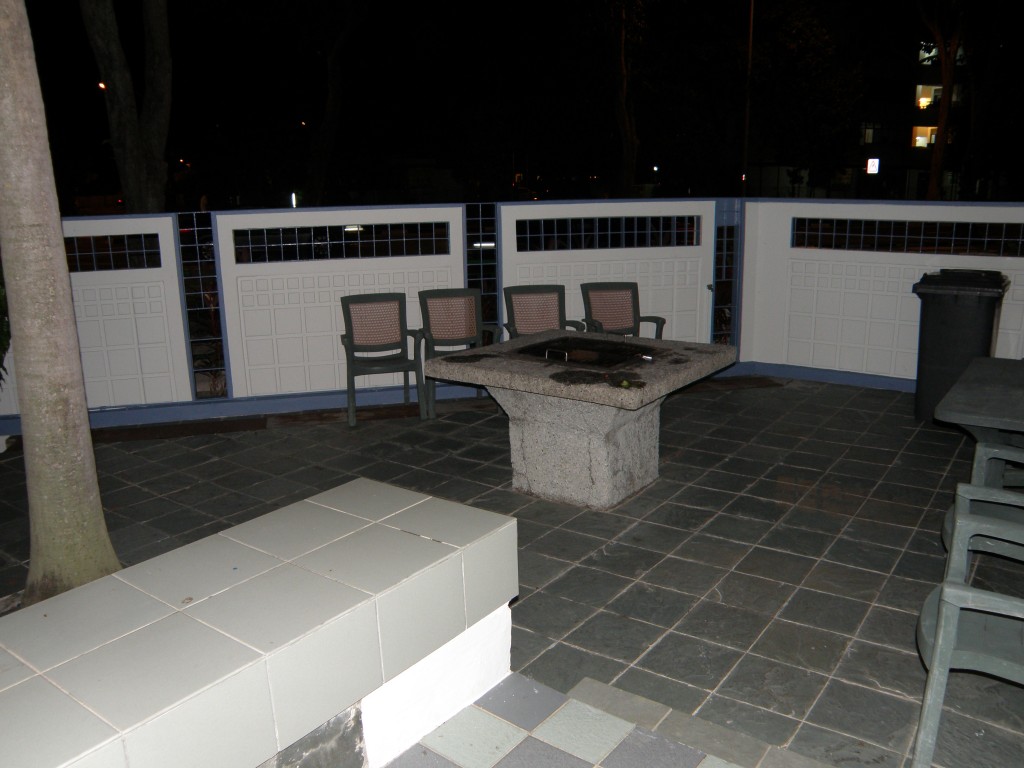 Fernwood, Barbeque Pit